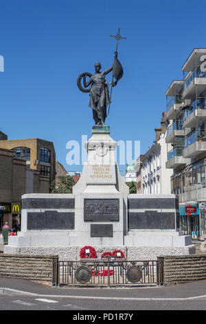 Folkestone War Memorial, Remembrance road. Stock Photo