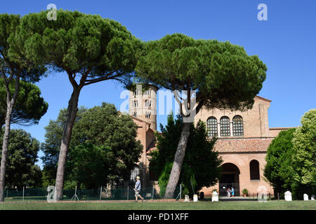 Basilica di Sant Apollinare Nuovo - 6th century church, Ravenna Ravenna Italian ,Emilia-Romagna , Northern, Italy, Stock Photo