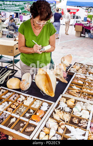 Boca Raton Florida,Palm Beach County,Royal Palm Place,farmers market,small business,owner,shopping shopper shoppers shop shops market markets marketpl Stock Photo