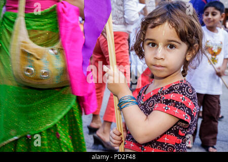 Hare krishnas hi-res stock photography and images - Alamy