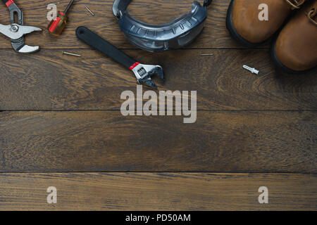 Table top view aerial image of decoration the sign of USA labor day on Sep 3,2018 background concept. Flat lay accessories tools worker and clothing o Stock Photo