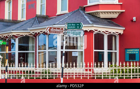 Kilkee, a resort town in Ireland, on the Loophead Peninsula. Stock Photo