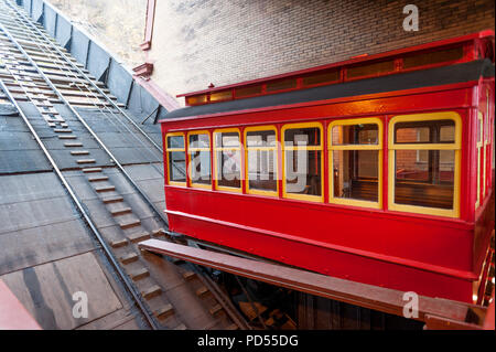 Restored red Duquesne Incline car on the platform of lower station, Pittsburgh Stock Photo