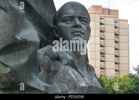 Berlin, Prenzlauer Berg, Greifswalder Str., Ernst-Thälmann-Denkmal, DDR Stock Photo