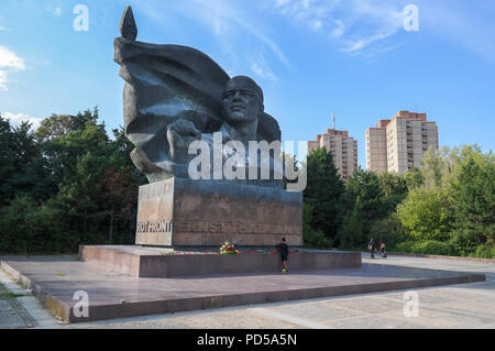 Berlin, Prenzlauer Berg, Greifswalder Str., Ernst-Thälmann-Denkmal, DDR Stock Photo