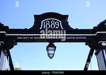 One of the archways dated 1889 of the Ferry Bridge also known as the Stapenhill Ferry Bridge, Burton upon Trent, Staffordshire, England, UK, Western E Stock Photo