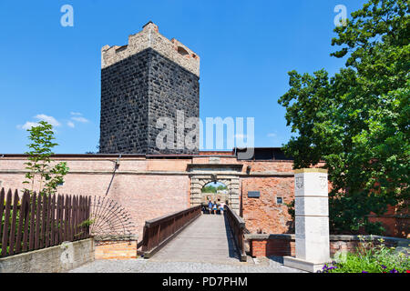 Cerna vez a goticky hrad z 12. stol., Cheb, Ceska Republika / Black tower and gothic castle, town Cheb, West Bohemia, Czech republic Stock Photo