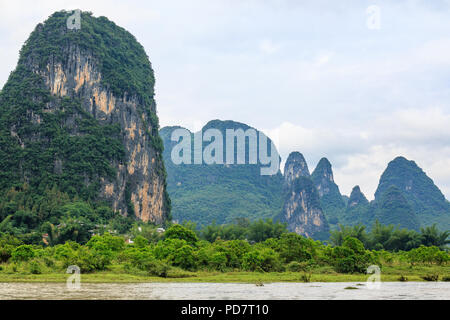 Karst Peaks In Yangshuo County, Guilin, Guangxi Province, China Stock 