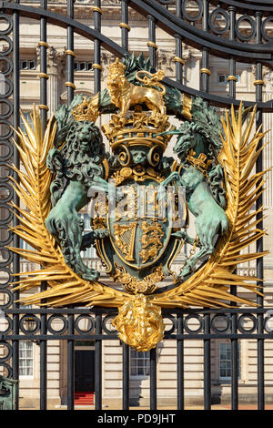 London England August 05, 2018 Royal crest on the gate of Buckingham Palace, the London residence of Her Majesty Queen Elizabeth 2nd Stock Photo