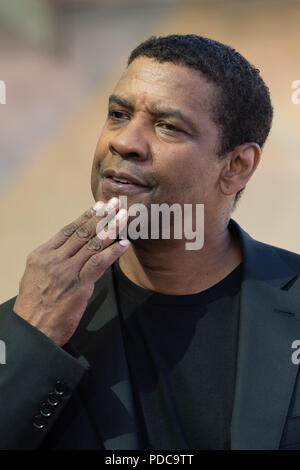 08 August 2018, Germany, Berlin: Denzel Washington, actor from the USA, at a photocall of the movie 'Equalizer 2' on the terrace of the Akademie der Künste (lit. Academy of Arts). Photo: Lisa Ducret/dpa Stock Photo