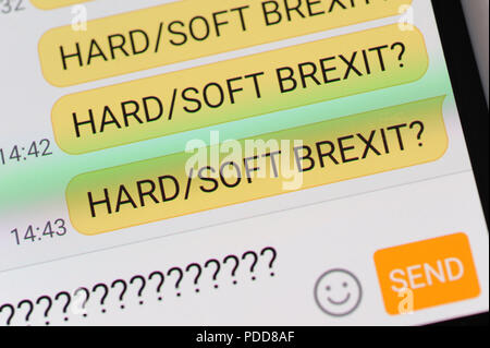 HARD SOFT BREXIT TEXT MESSAGE ON SMARTPHONE RE BREXIT DEAL TRADE UK ECONOMY NO DEAL NEGOTIATIONS Stock Photo