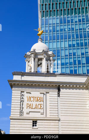 The Victoria Palace theatre in London’s West End. Victoria Street, City of Westminster, London, England Stock Photo