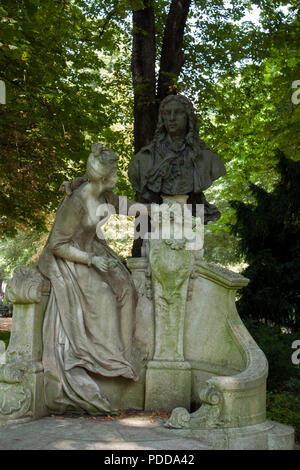 Statue in the Luxembourg Gardens 'Le Jardin du Luxembourg', Paris summer Stock Photo