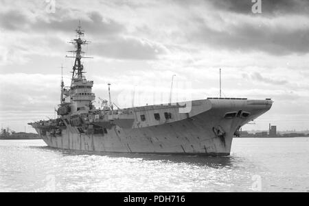 60 HMS Theseus 1 SLV Green Stock Photo