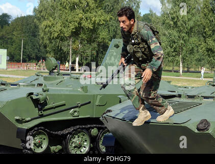 Pskow, Russia. 07th Aug, 2018. Iranian paratroopers can be seen at the ...