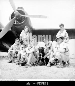 6 458 Squadron RAAF Wellington aircrew Western Desert circa 1943 AWM ...