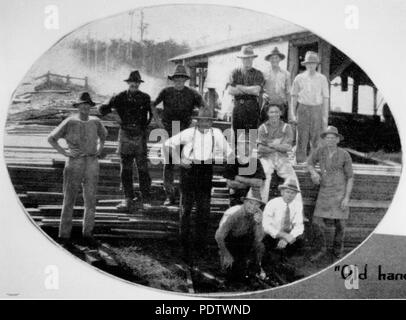 1 118140 Timber workers at Eudlo Sawmill, 1932 Stock Photo - Alamy