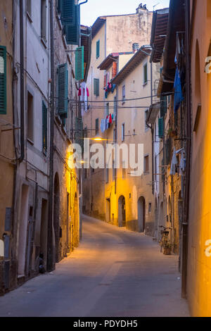 Poggibonsi, Siena, Tuscany, Italy: the historic town at evening Stock Photo