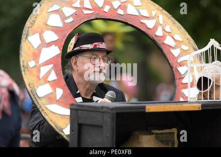 Cleveland, Ohio, USA - June 9, 2018 Man playing the piano At the abstract art festival Parade The Circle Stock Photo