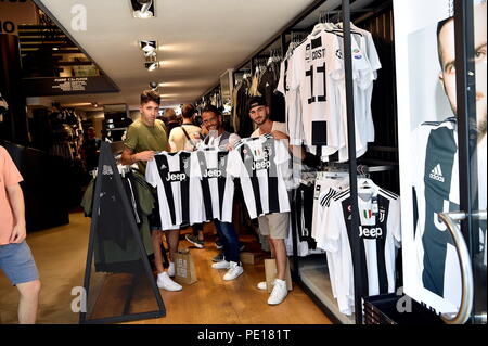 Juventus 2024 fan store