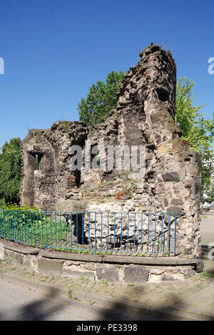 Historic city wall, , Duisburg, Ruhr area, North Rhine-Westphalia, Germany, Europe  I Historische Stadtmauer,  Duisburg, Ruhrgebiet, Nordrhein-Westfal Stock Photo