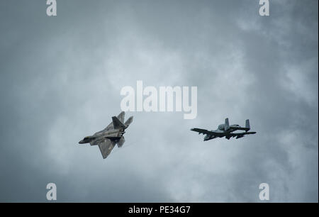 F119 engine during operational testing. This American thrust-vectoring ...
