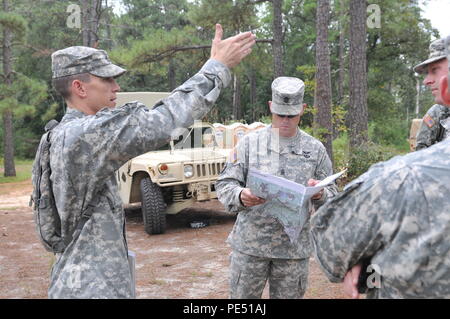 525th Military Intelligence Brigade Commander Col. James E. Walker ...