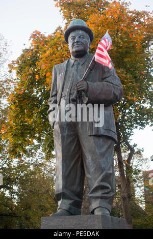 Lou Costello memorial Paterson NJ Stock Photo