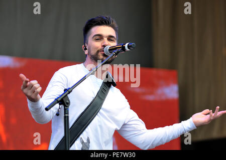 Juanes Performs at Chicago's Taste of Chicago in Grant Park, Chicago, IL, USA on July 12, 2018  Featuring: Juanes Where: Chicago, Illinois, United States When: 12 Jul 2018 Credit: Adam Bielawski/WENN.com Stock Photo