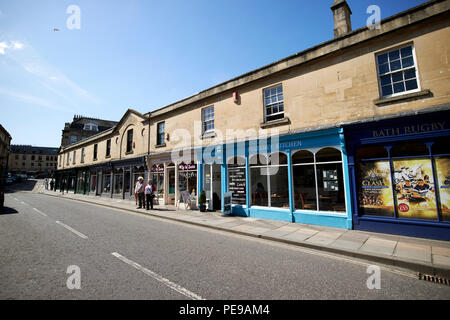 Shops on pulteney bridge Bath England UK Stock Photo