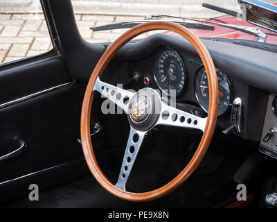1964 Jaguar E Type dash board Stock Photo