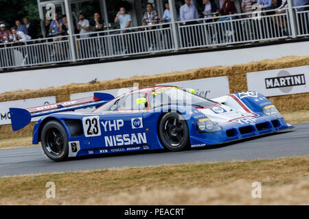 1990 Nissan R90CK Le Mans endurance racer with driver Kent 1990 Nissan R90CK Le Mans endurance racer with driver Kent