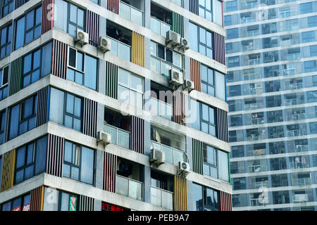 Chongqin, Chongqin, China. 14th Aug, 2018. Chongqing, CHINA-Colorful residential buildings in southwest China's Chongqing. Credit: SIPA Asia/ZUMA Wire/Alamy Live News Stock Photo