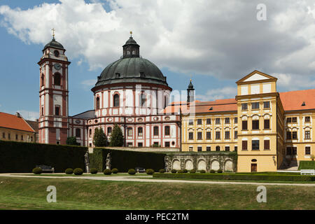 Saint Margaret's Church (Kostel svaté Markéty) and the Jaroměřice Chateau (Zámek Jaroměřice) known as the Bohemian Versailles in Jaroměřice nad Rokytnou in Vysočina Region, Czech Republic. Stock Photo