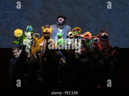 Muppet O2 Vip The Muppets take The O2 with a live show Featuring: Kylie Minouge Where ...