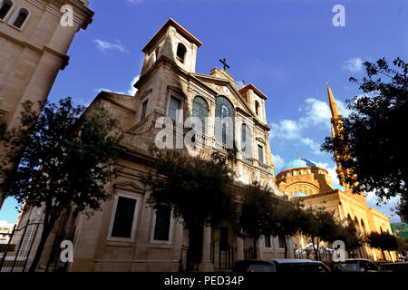 Saint George Maronite Cathedral  and Sunni Muslim Mohamed al Amin mosque in Beirut’s downtown that was one of Lebanon's civil war killing zones. Stock Photo