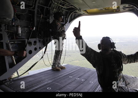 Static Line Jumpmaster Command Screening Checklist A Special Operations Command South jumpmaster inspects a paratrooper's ...