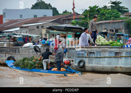 Schwimmender Markt Cai Rang, Song Can Tho, Can Tho, Vietnam Stock Photo