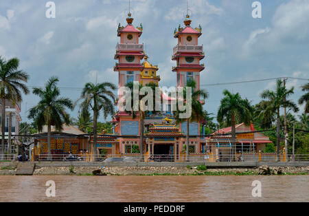 Tempel, Cao Dai, Sa Dec, Mekongdelta, Vietnam Stock Photo