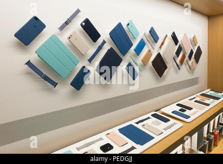 Apple store Williamsburg Brooklyn NYC Stock Photo