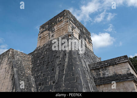 ruins, pyramid and temples  in Chichen Itza, Yucatan, Mexico Stock Photo