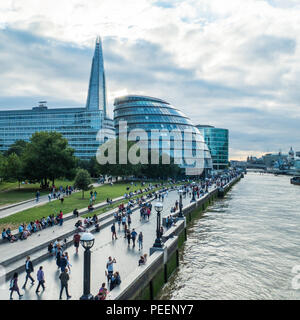 The Shard (of Glass) Skycraper and City Hall in the Southwark area on the South bank of the River Thames, London Stock Photo