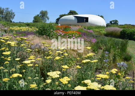 The Beautiful Perennial Gardens of Piet Oudolf, the World's