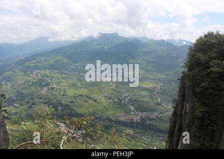 Enshi, Enshi, China. 15th Aug, 2018. Enshi, CHINA-Scenery of Qixingzhai Scenic Area in Enshi, central China's Hubei Province. Credit: SIPA Asia/ZUMA Wire/Alamy Live News Stock Photo