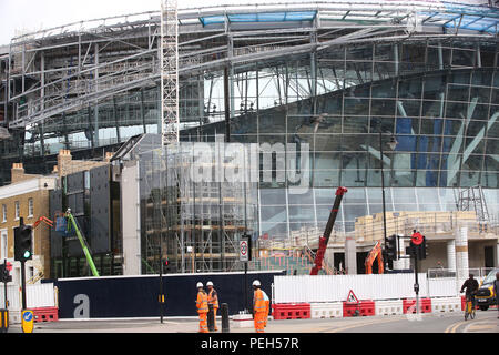 London, UK. 15th Aug 2018. Tottenham's move into their new stadium has been put back until at least the end of October as the ground will not be finished in time. Spurs are now exploring the possibility of postponing their home match against Manchester City on October 28th as their temporary home Wembley is already booked up on that date. The £850million ground had originally been expected to be ready for the clash with Liverpool on September 15. Credit: Nigel Bowles/Alamy Live News Stock Photo