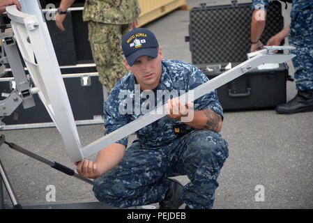 A Mobile Sealift Operations Center (MSOC) is established at the port ...