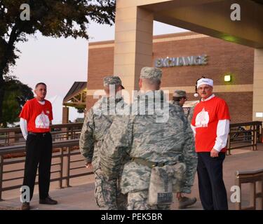 lackland clothing sales hours