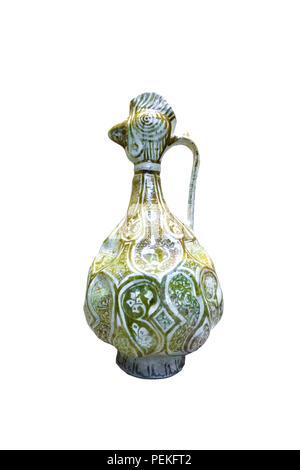 Ceramic bottle, lustre painted, 12th century AD, Kashan, glass and ceramics museum, Tehran, Iran Stock Photo