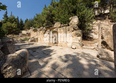 The Lower Roman temple of Niha, a landmark in the Bekaa Valley, Lebanon. Stock Photo