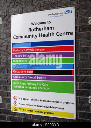 Welcome to Doctors Surgery and Health centre sign listing all the departments at Rotherham Community Health Centre, Rotherham South Yorkshire, England Stock Photo